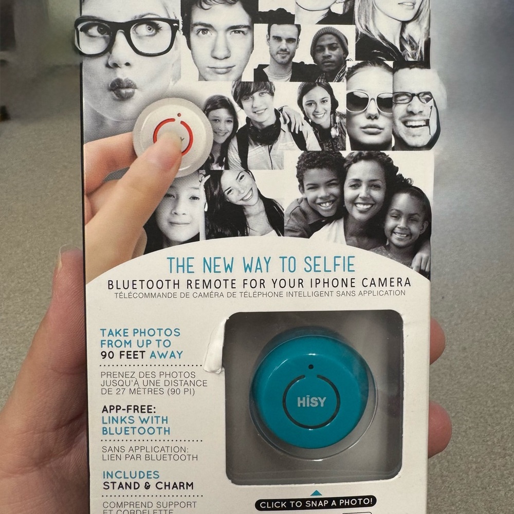 Bluetooth Remote for iPhone Camera - Blue